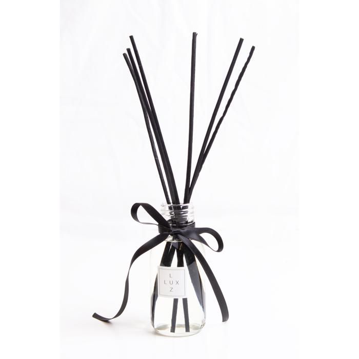 Coconut & Vanilla Reed Diffuser main product photo