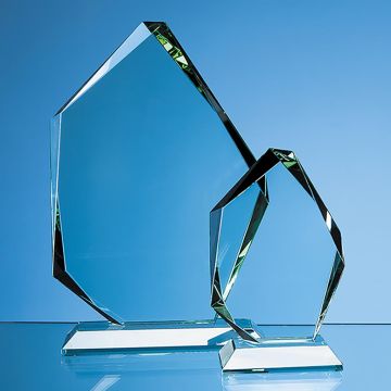 25cm x 18cm x 19mm Jade Glass Facetted Ice Peak Award